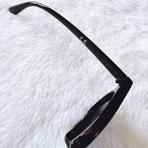 Pablo Black Round Sunglasses - Picture 6 of 12